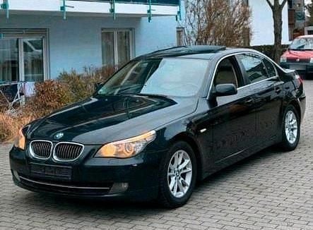Gebraucht BMW 525 197 PS (144 kW) 2009 Schwarz Limousine