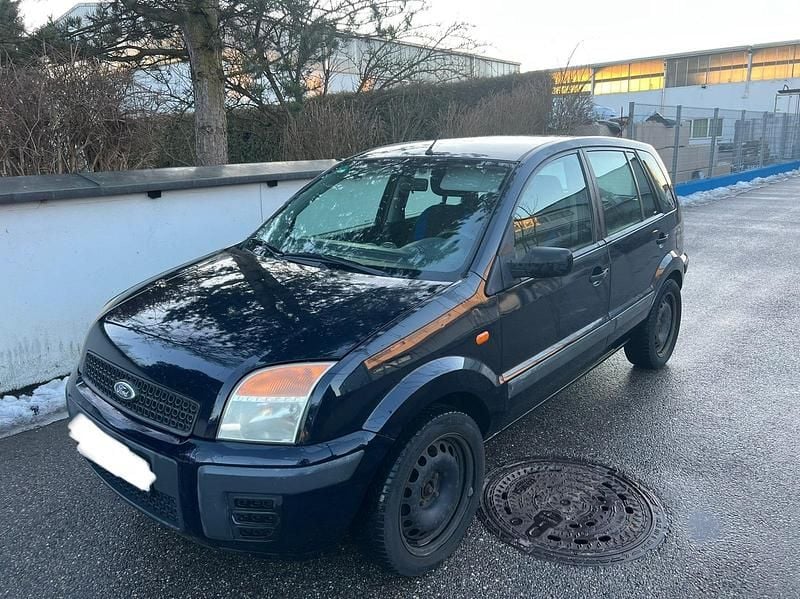 Blau Gebraucht 2005 Ford Fusion Kleinwagen | 750 € (Superpreis) - Bild 1/4