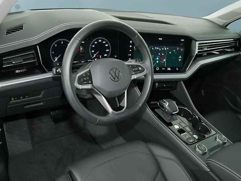 Gebraucht VW Touareg 286 PS (210 kW) 2025 Schwarz SUV