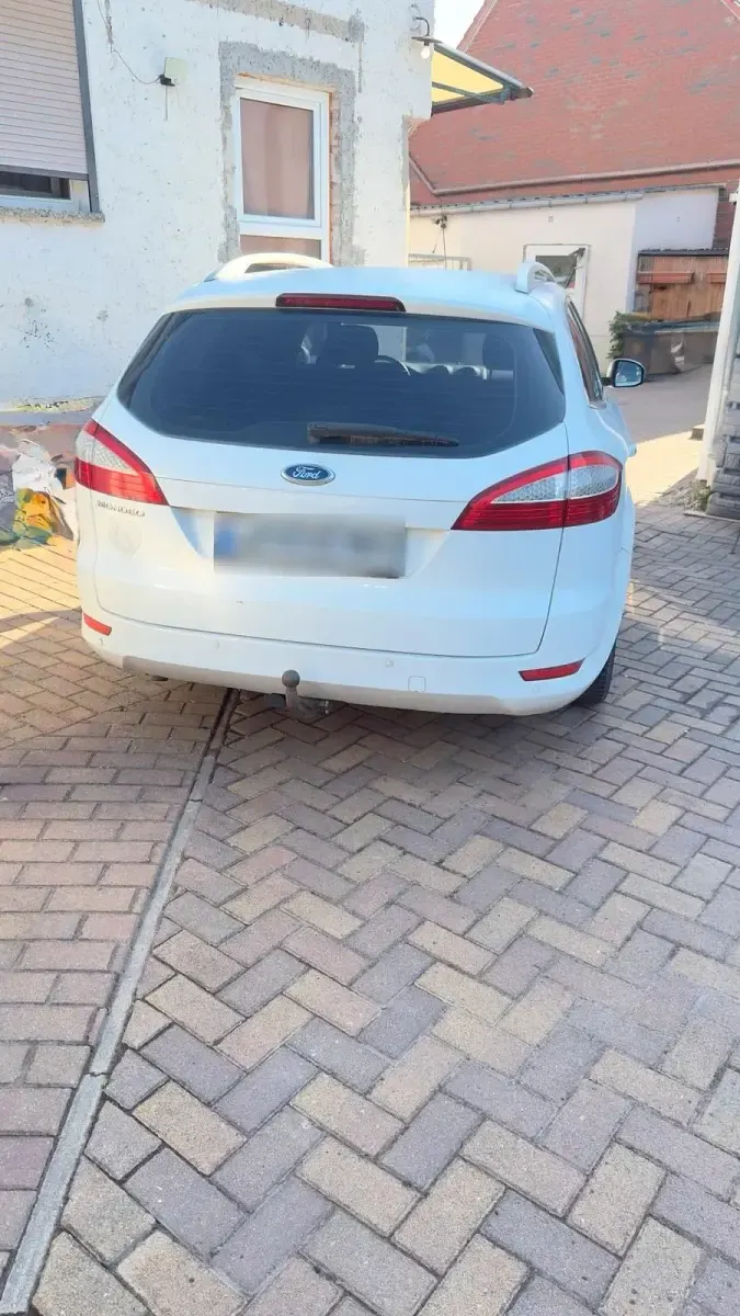 Gebraucht Ford Mondeo Ghia 145 PS (106 kW) 2008 Weiß Kombi