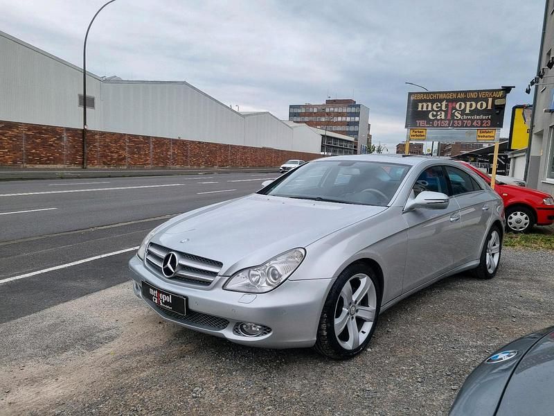 Gebraucht Mercedes CLS320 216 PS (158 kW) 2009 Silber Limousine