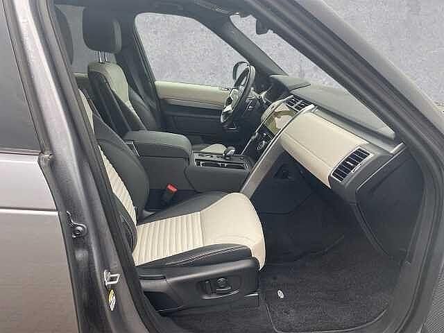 Gebraucht Land Rover Discovery 5 SE Dynamic 252 PS (185 kW) 2021 Eiger grey SUV