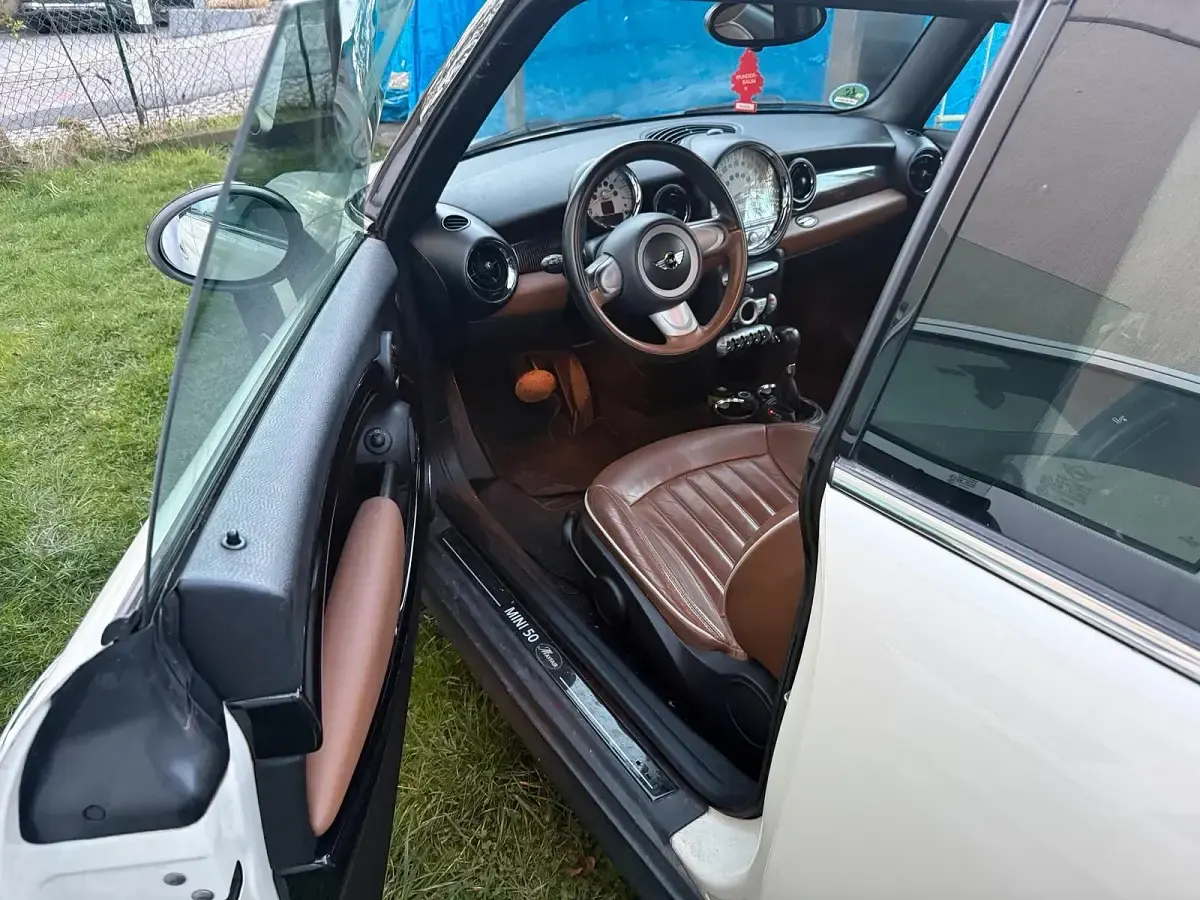 Usata Mini Cooper 120 CV (88 kW) 2010 Beige Utilitaria