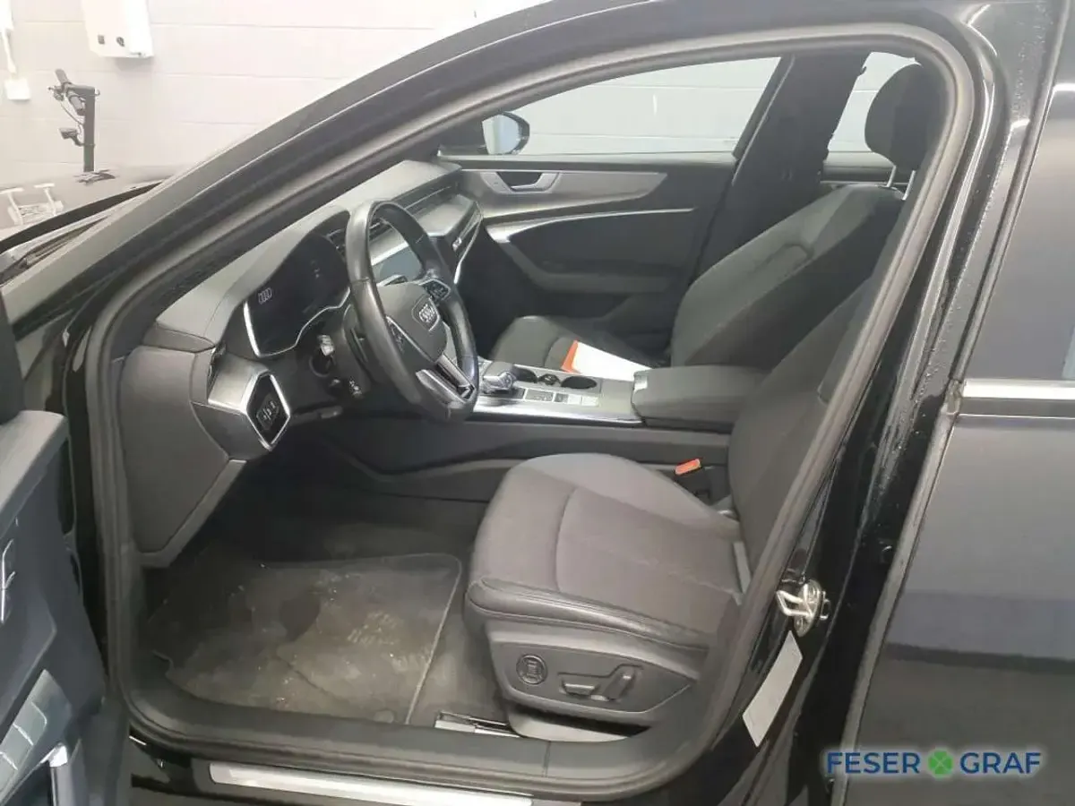 Gebraucht Audi A6 Premium 204 PS (150 kW) 2022 Mythosschwarz metallic Kombi