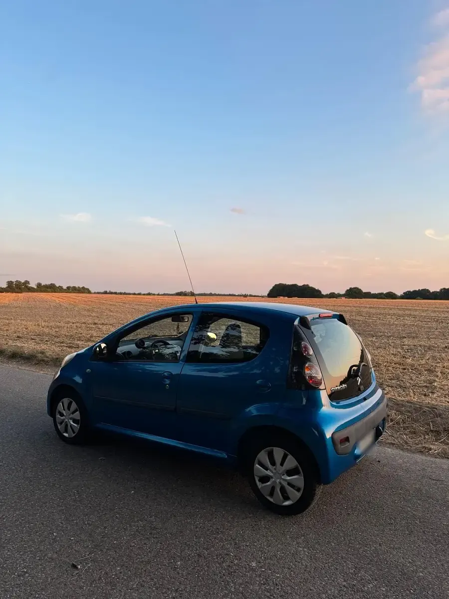 Gebraucht Citroën C1 68 PS (50 kW) 2012 Blau Kleinwagen