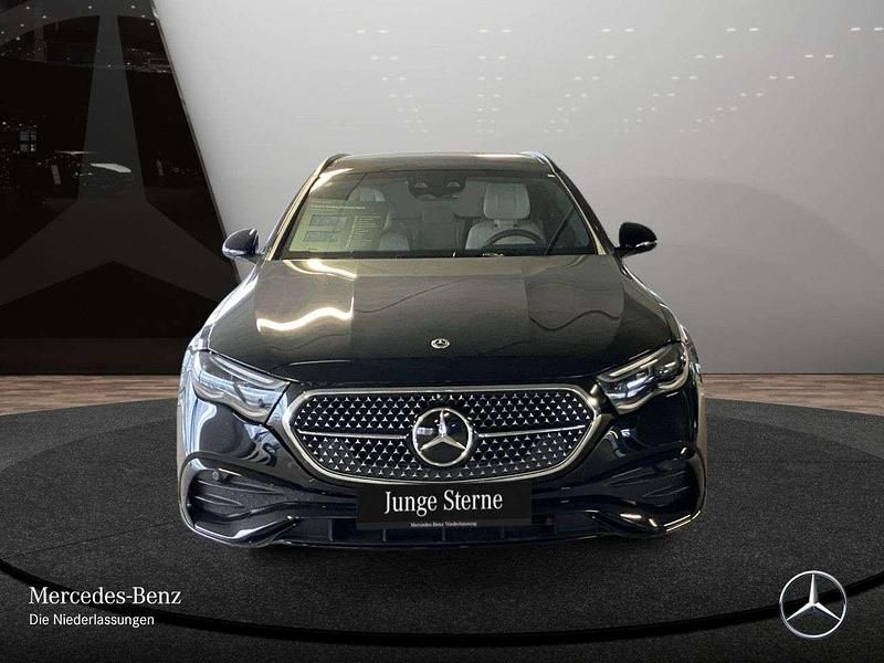Second-hand Mercedes E300 AMG 197 CP (144 kW) 2025 Negru Berlinǎ
