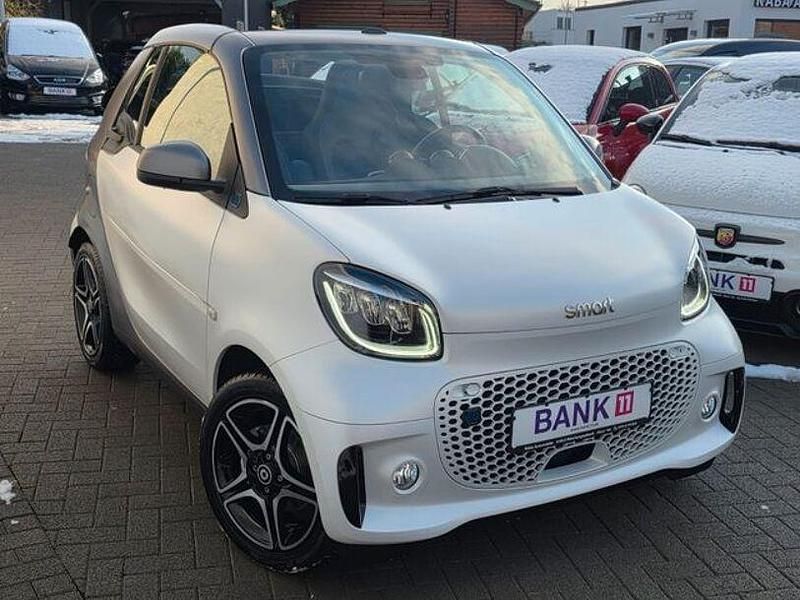 Gebraucht Smart ForTwo Electric Drive 60 kW (82 PS) 2023 Weiß Cabrio