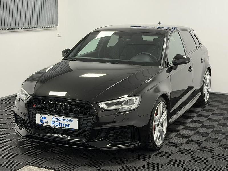 Gebraucht Audi RS3 Ambiente 400 PS (294 kW) 2018 Schwarz Limousine