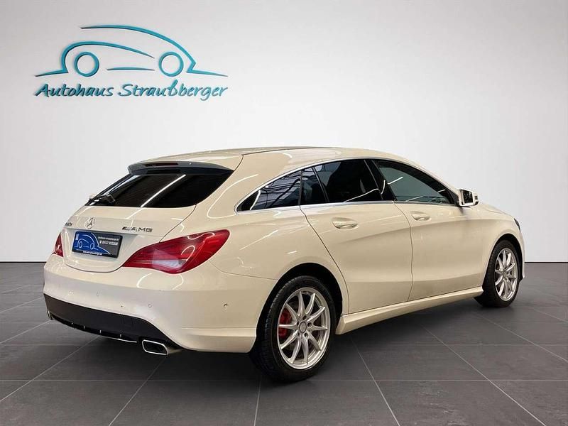 Gebraucht Mercedes CLA220 177 PS (130 kW) 2016 Calcitweiss/zirrusweiss Limousine
