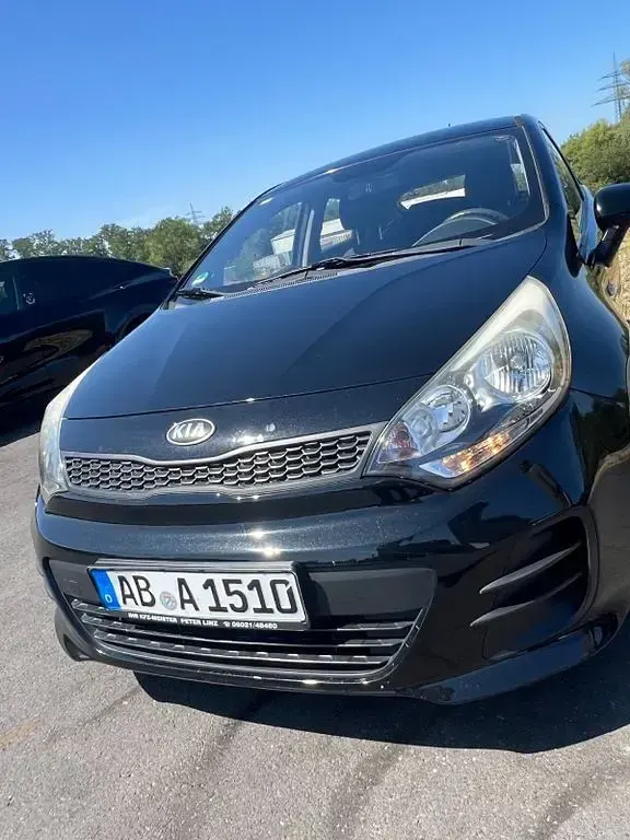 Gebraucht Kia Rio Edition 7 84 PS (61 kW) 2016 Schwarz Kleinwagen
