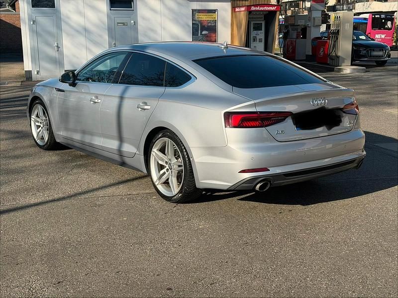 Gebraucht Audi A5 Comfort 190 PS (139 kW) 2018 Silber Coupé