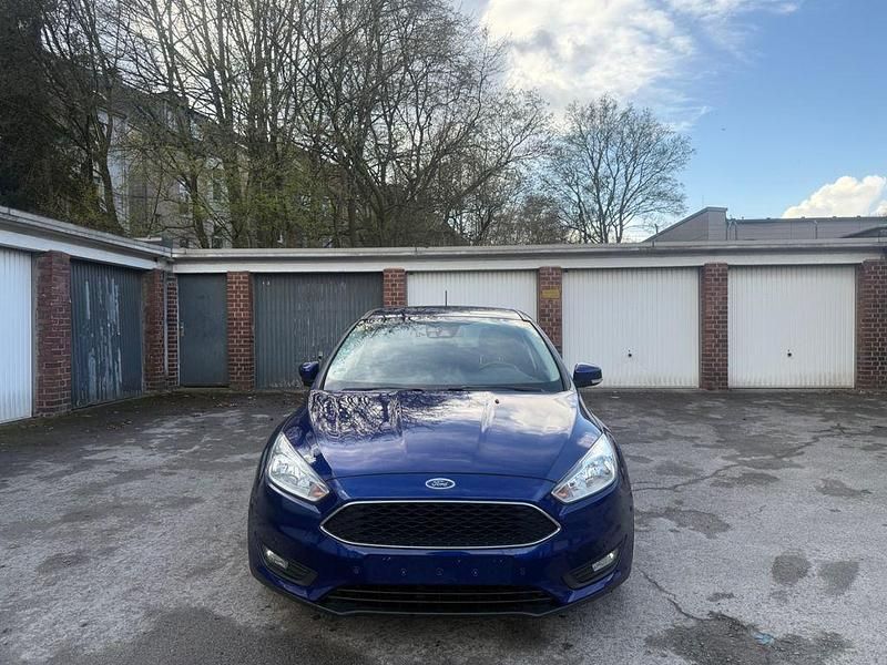 Gebraucht Ford Focus Business Edition 150 PS (110 kW) 2018 Blau Limousine