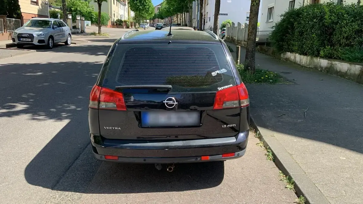 Gebraucht Opel Vectra 150 PS (110 kW) 2007 Schwarz Kombi