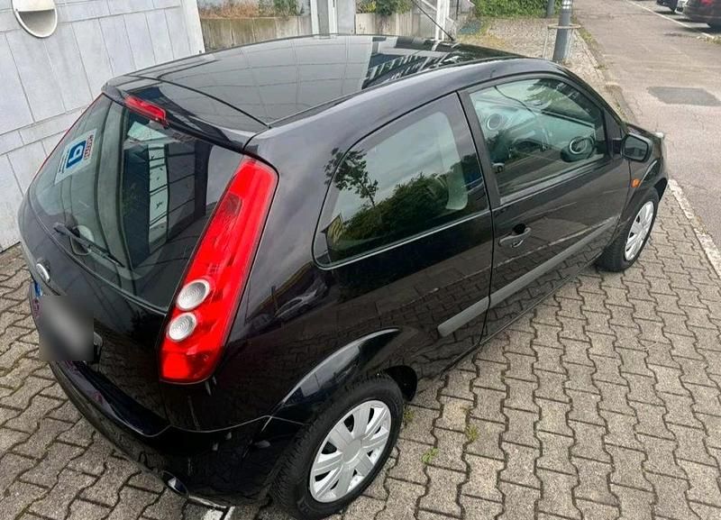 Gebraucht Ford Fiesta 102 PS (75 kW) 2005 Schwarz Coupé