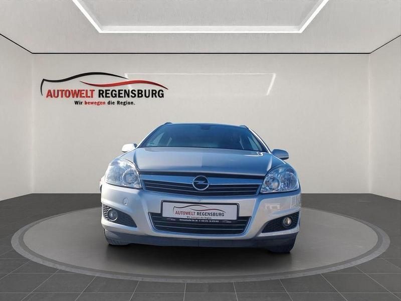 Gebraucht Opel Astra Edition 116 PS (85 kW) 2007 Silber Limousine