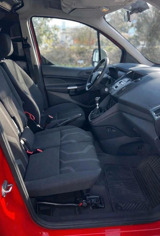 Gebraucht Ford Transit Connect 115 PS (84 kW) 2015 Rot Van / Kleinbus