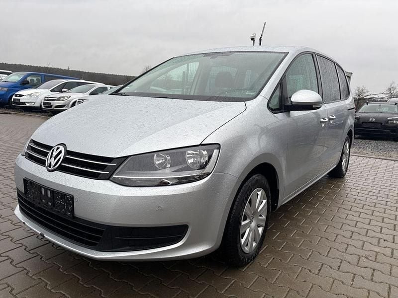 Gebraucht VW Sharan 140 PS (102 kW) 2015 Grau Van / Kleinbus