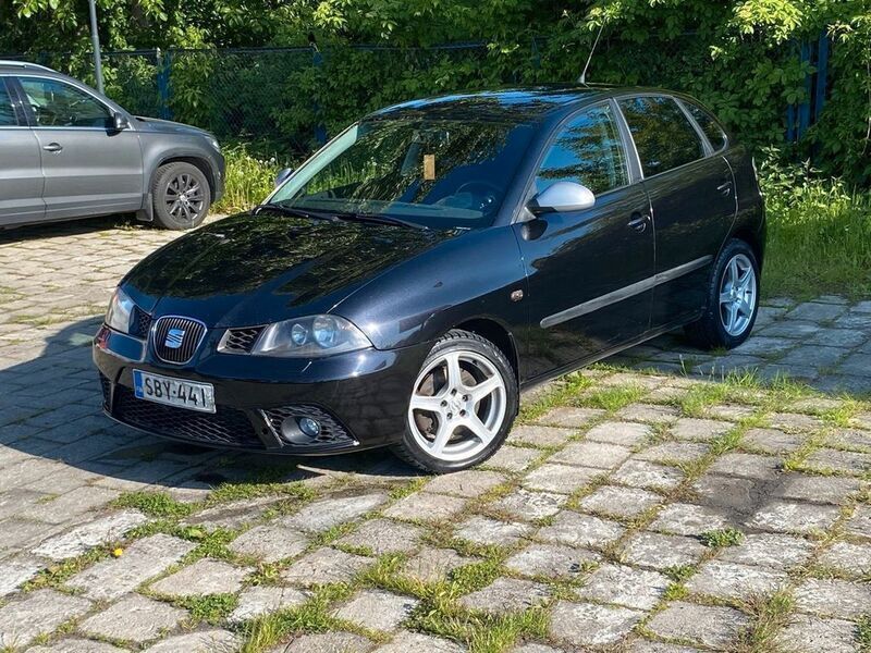 Schwarz Gebraucht 2006 Seat Ibiza FR Limousine | 2.800 € (Fairer Preis) - Bild 1/4