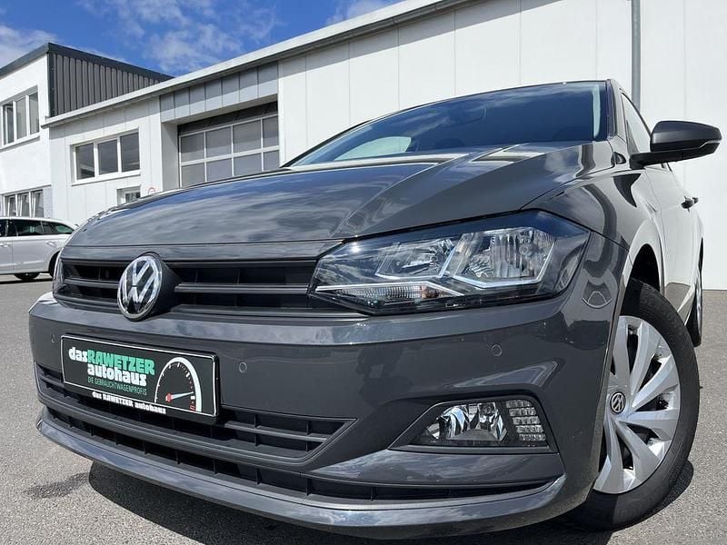 Uranograu Gebraucht 2020 VW Polo Limousine | 12.860 € (Guter Preis) - Bild 1/4