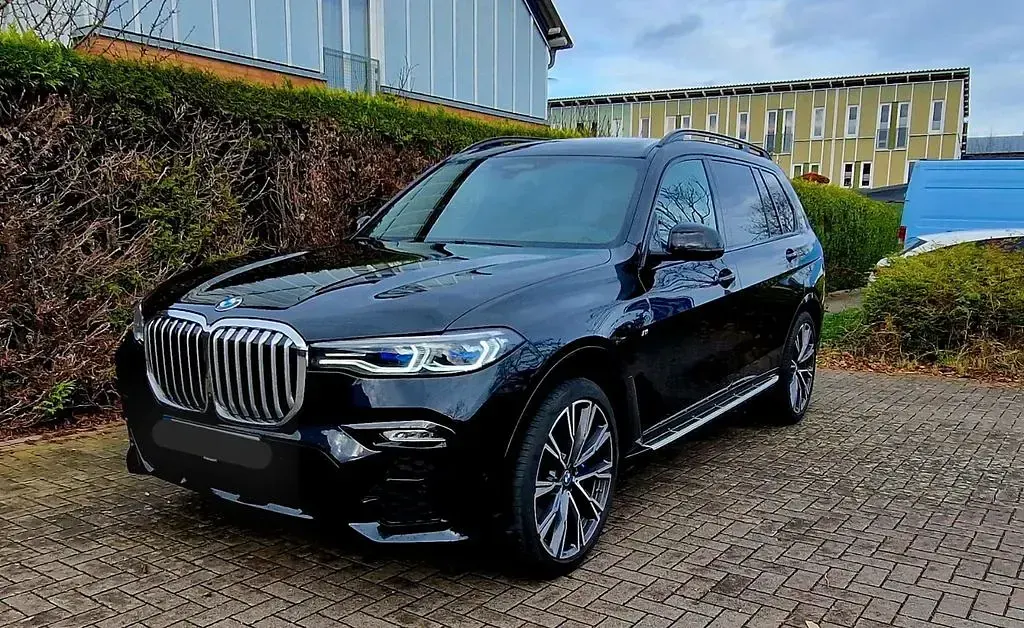Gebraucht BMW X7 Performance 265 PS (194 kW) 2021 Schwarz SUV