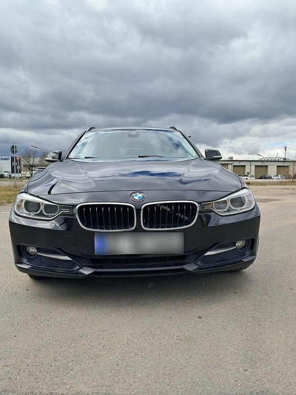 Usado BMW 320 184 HP (135 kW) 2014 Preto Carrinha
