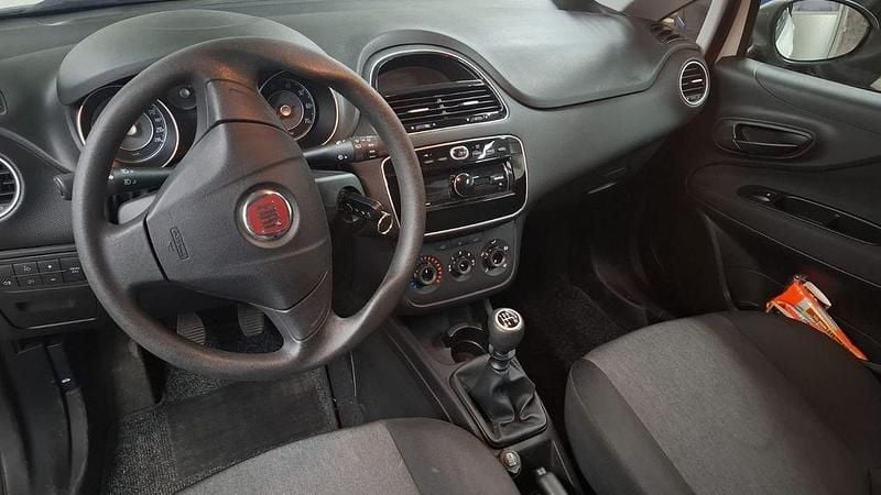 Gebraucht 2014 Fiat Punto Young Kleinwagen | 6.000 € (Etwas zu teuer) - Bild 1/4