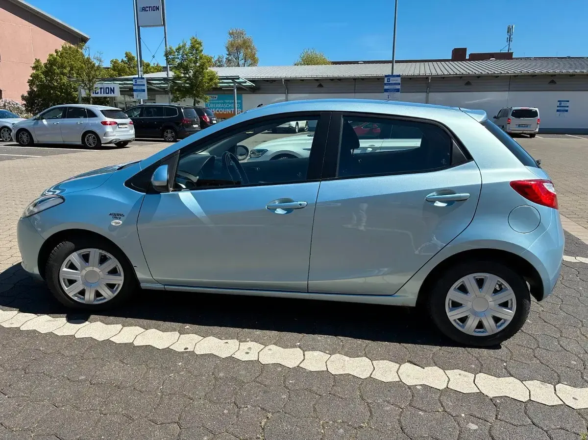 Brugt Mazda 2 75 HK (55 kW) 2008 Blå Hatchback