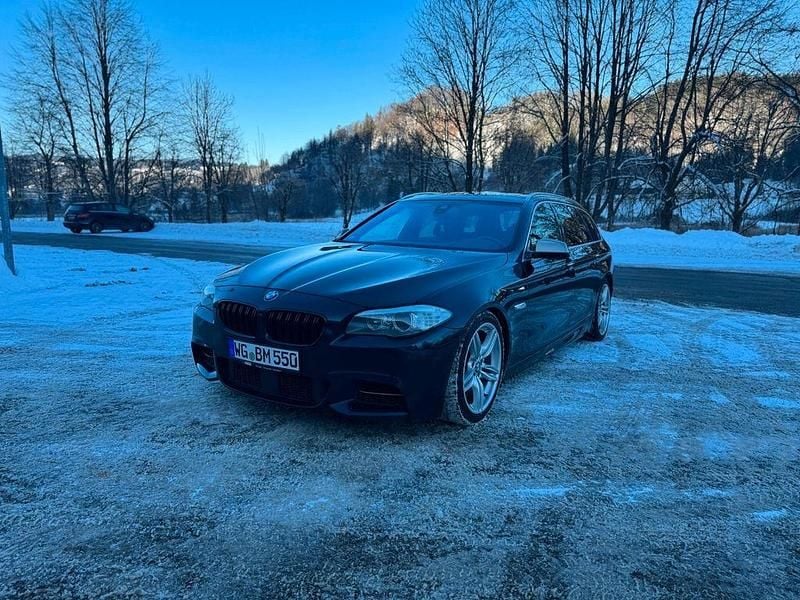 Gebraucht BMW M550 Comfort Edition 381 PS (280 kW) 2013 Schwarz Limousine
