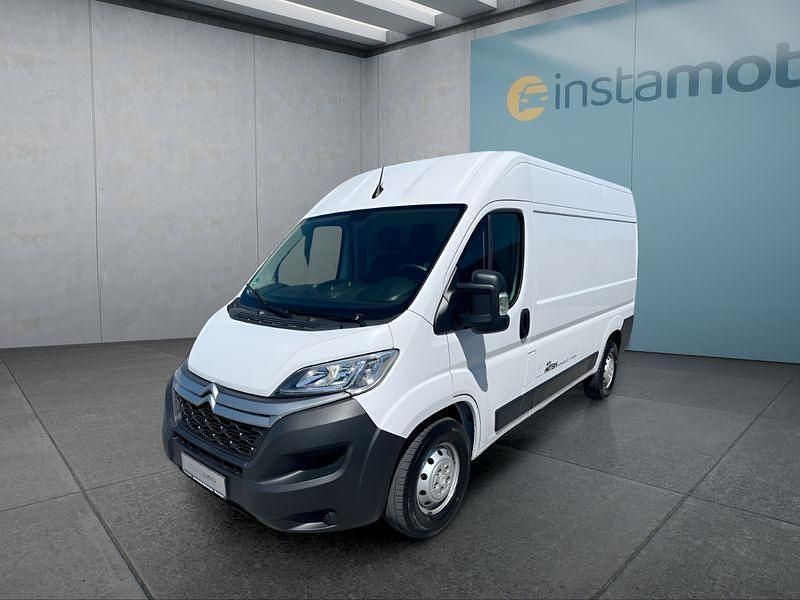 Weiß Gebraucht 2023 Citroën Jumper Van / Kleinbus | 38.449 € - Bild 1/4