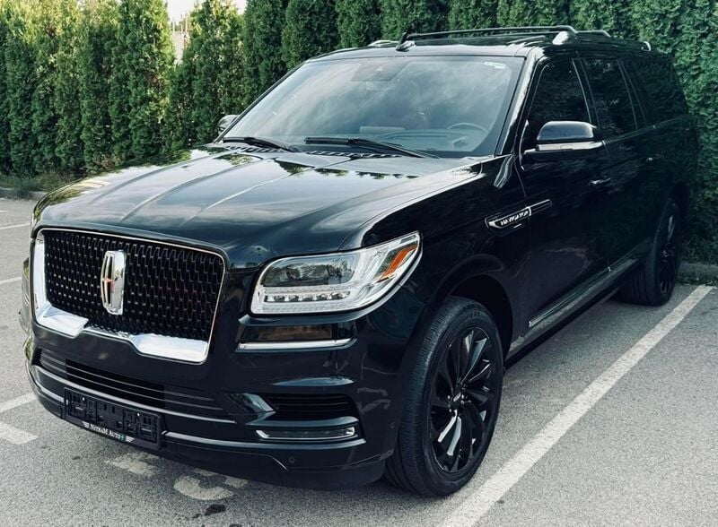 Schwarz Gebraucht 2021 Lincoln Navigator SUV | 61.900 € - Bild 1/4