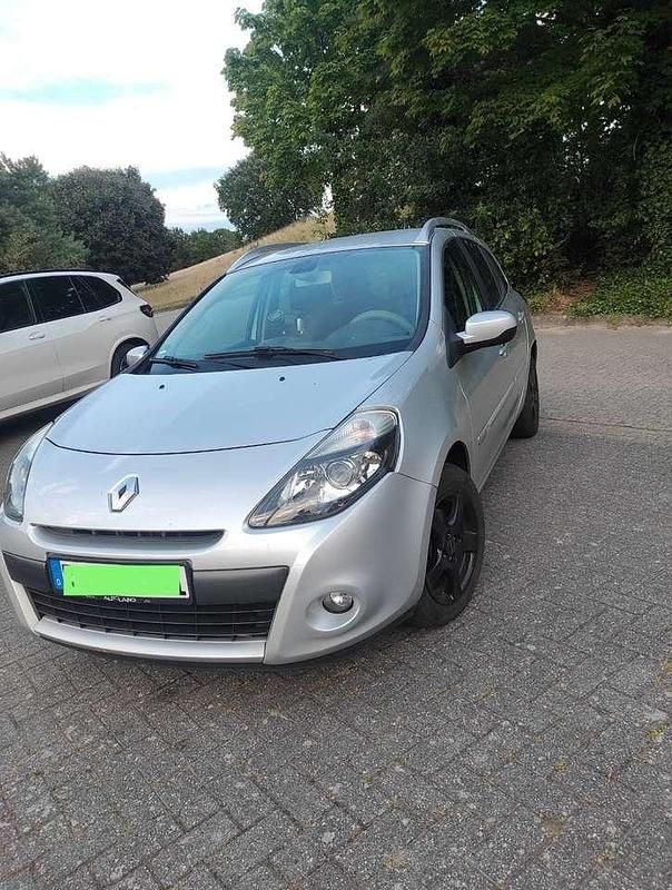 Gebraucht Renault Clio II Dynamique 75 PS (55 kW) 2009 Limousine
