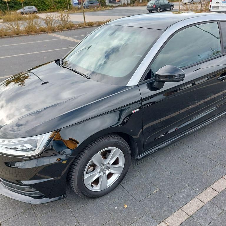 Schwarz Gebraucht 2015 Audi A1 Sport Kleinwagen | 12.350 € (Fairer Preis) - Bild 1/4