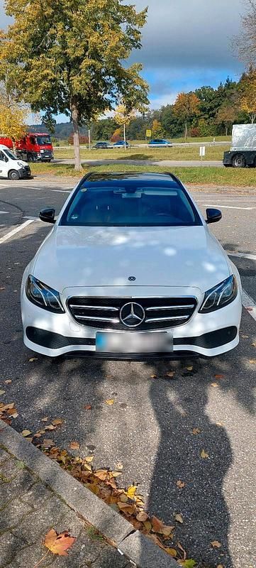 Gebraucht Mercedes E220 195 PS (143 kW) 2017 Weiß Kombi