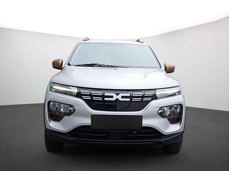 Gebraucht Dacia Spring Extreme 19 kW (26 PS) 2023 Diamantsilbergrau Kleinwagen