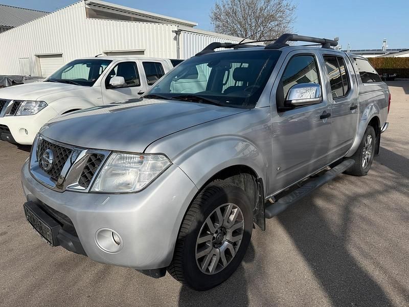 Gebraucht Nissan Navara 231 PS (169 kW) 2015 Grau Pickup