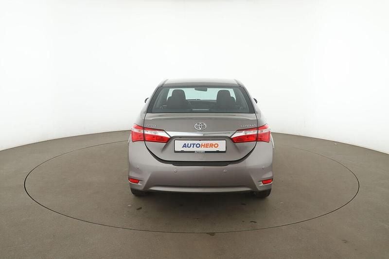 Gebraucht Toyota Corolla Edition 132 PS (97 kW) 2015 Grau Limousine