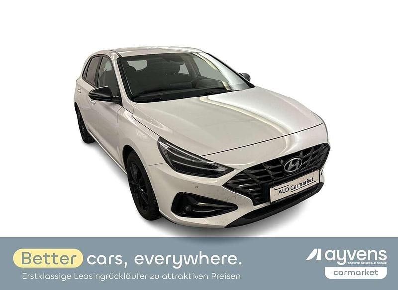 Weiß Gebraucht 2021 Hyundai i30 Edition 30+ Coupé | 14.980 € (Fairer Preis) - Bild 1/4