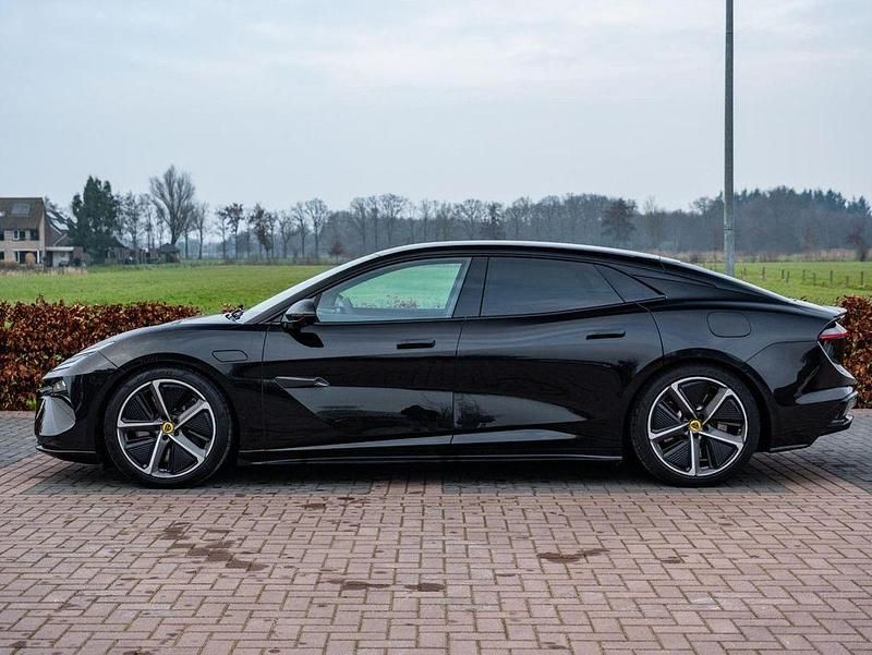 Gebraucht Lotus Emeya 450 kW (612 PS) 2026 Schwarz Kleinwagen