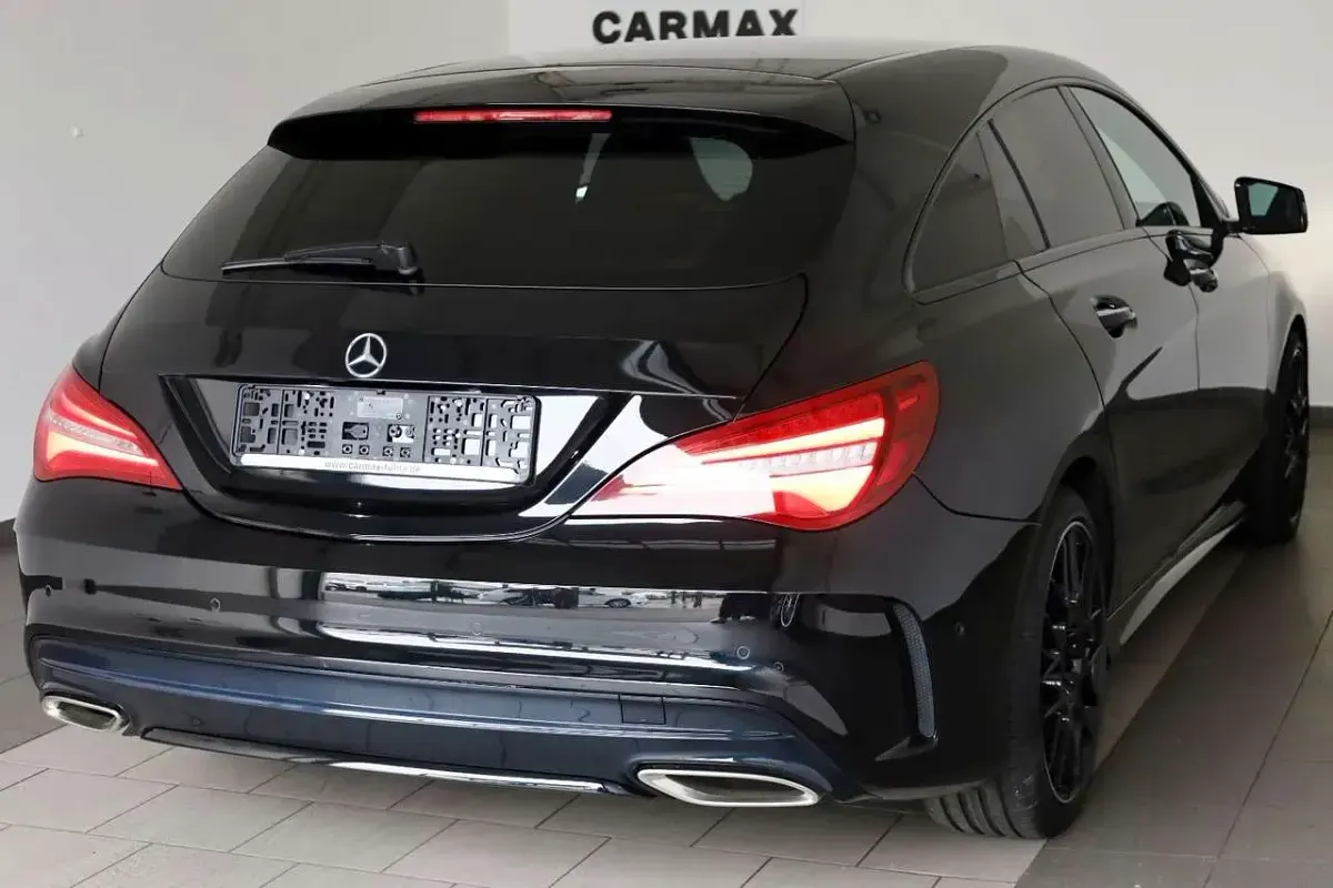 Gebraucht Mercedes CLA200 156 PS (114 kW) 2018 Kosmosschwarz Coupé