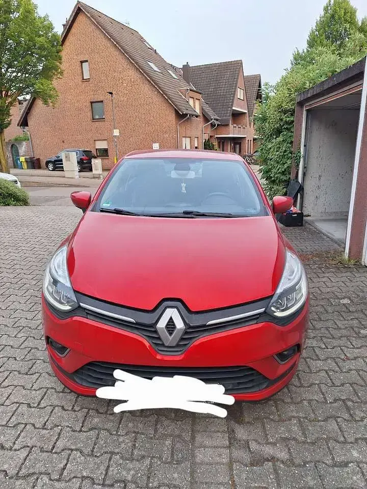 Gebraucht Renault Clio Intens 90 PS (66 kW) 2018 Rot Kleinwagen