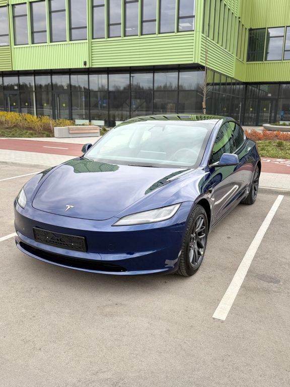 Blau Gebraucht 2024 Tesla Model 3 Limousine | 35.500 € (Fairer Preis) - Bild 1/4