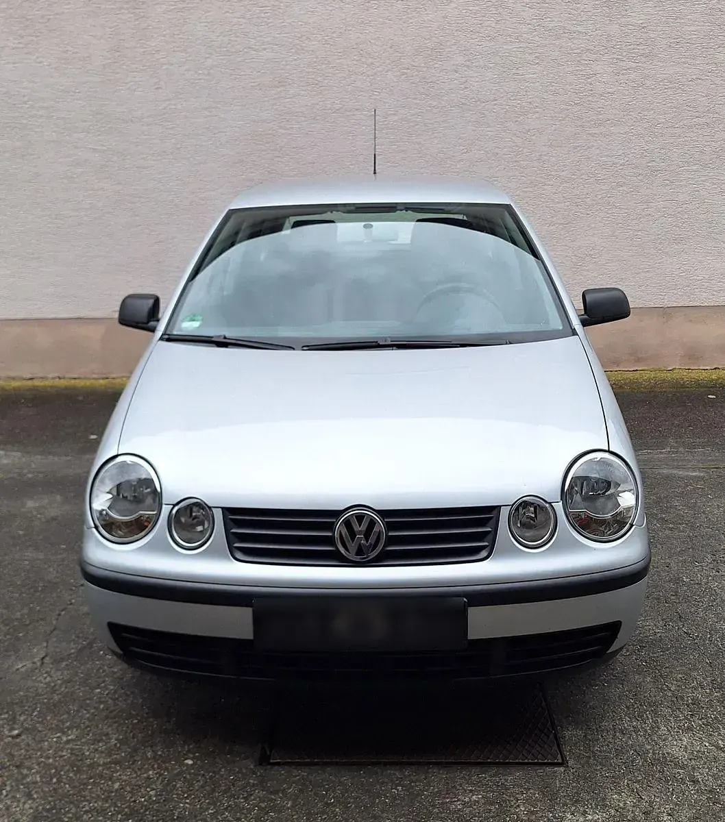 Usata VW Polo 64 CV (47 kW) 2002 Argento Berlina