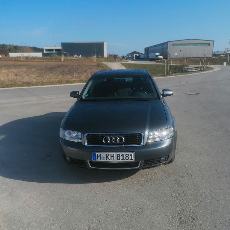 Gebraucht Audi A4 131 PS (96 kW) 2001 Grau Limousine