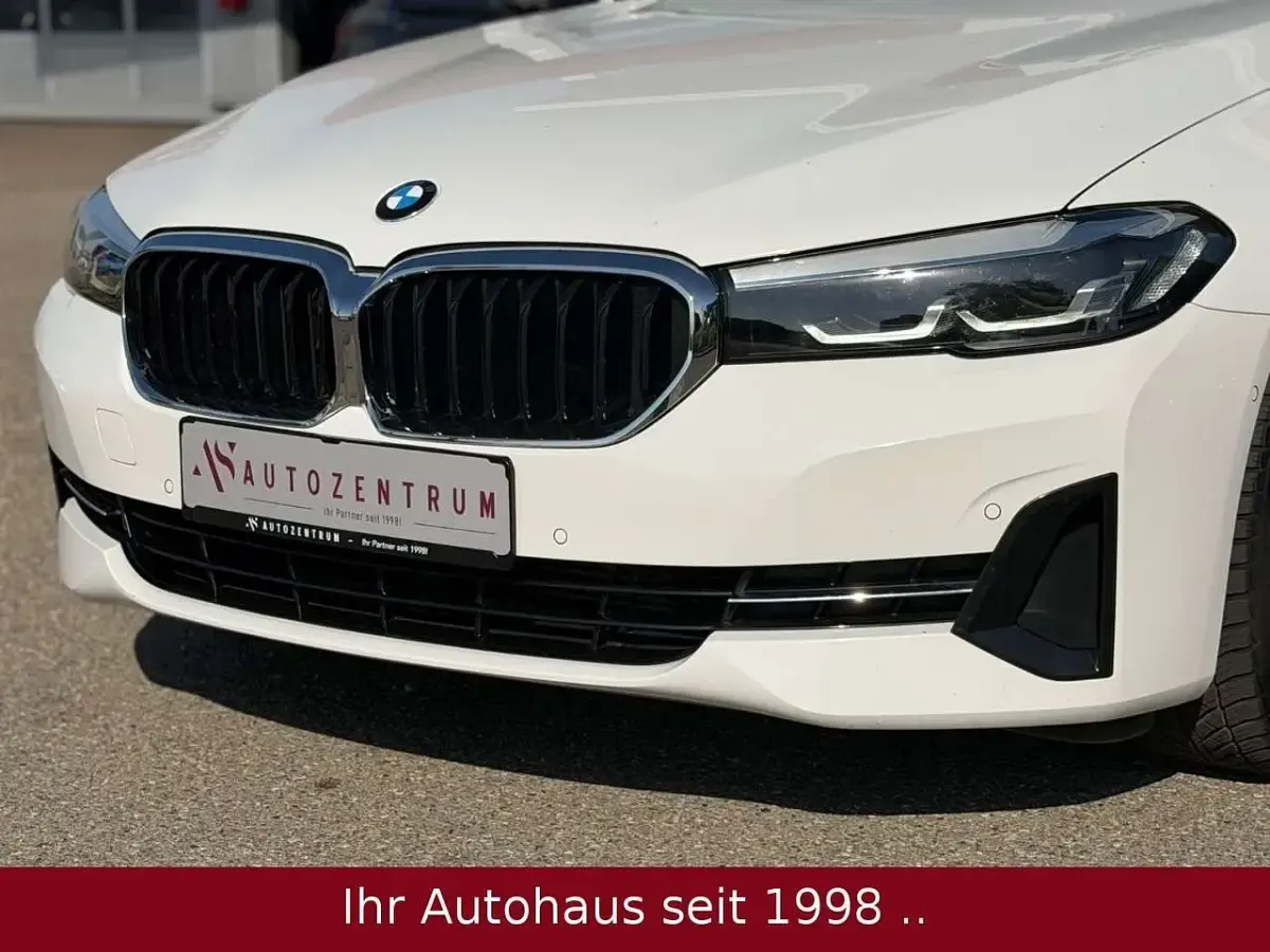 Gebraucht BMW 530 Sport Line 286 PS (210 kW) 2021 Weiß Kombi