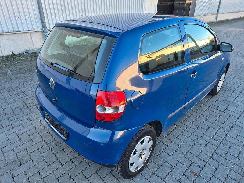 Gebraucht VW Fox 55 PS (40 kW) 2005 Violet Kleinwagen