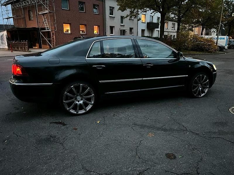 Second-hand VW Phaeton 233 CP (171 kW) 2008 Negru Berlinǎ