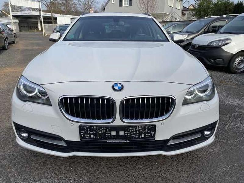 Gebraucht BMW 520 184 PS (135 kW) 2013 Alpinweiss iii Kombi
