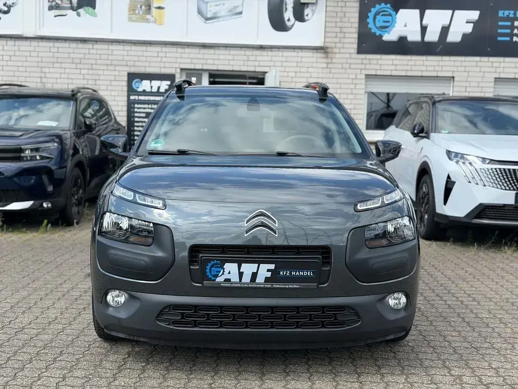 Gebraucht Citroën C4 Cactus Shine 99 PS (72 kW) 2015 Grau Kleinwagen