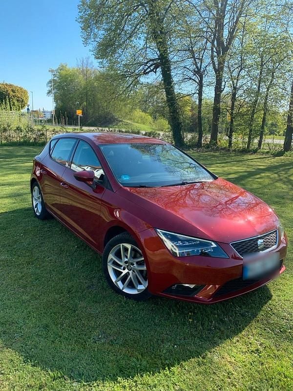 Usata Seat Leon 140 CV (102 kW) 2014 Rosso Berlina