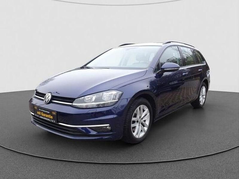 Andere Gebraucht 2017 VW Golf VII Comfortline Limousine | 13.700 € (Fairer Preis) - Bild 1/3